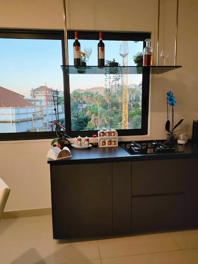 Clatur73 Apartamento Catânia