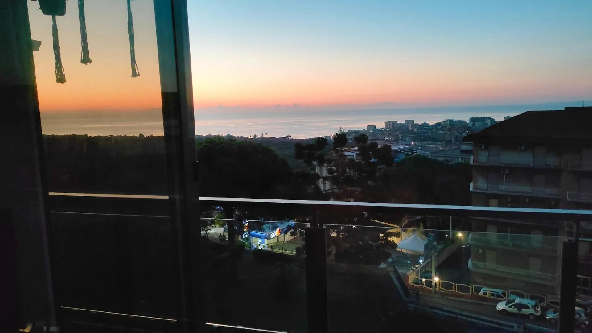 Clatur73 Apartamento Catânia